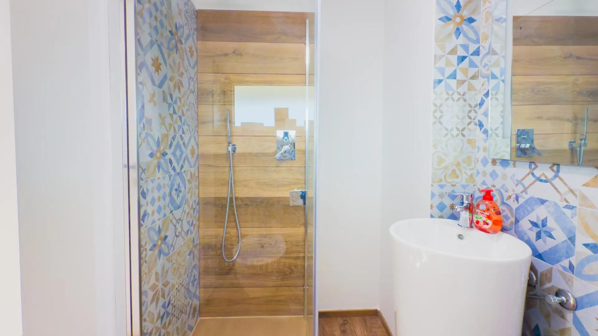 Feriehus Suite In The Historic Center - Free Wi-Fi Sarnico